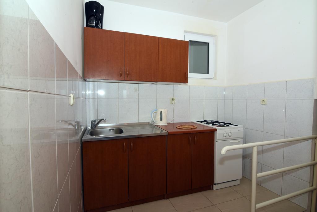Apartments Coric Baska Voda Luaran gambar